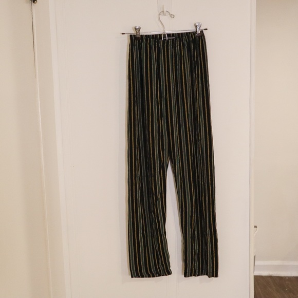 Brandy Melville Striped Frankie Pants - Picture 4 of 4